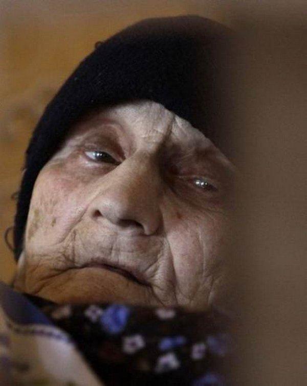  Autors: Optimists NaCl Pieteikusies 130 gadus veca sieviete.