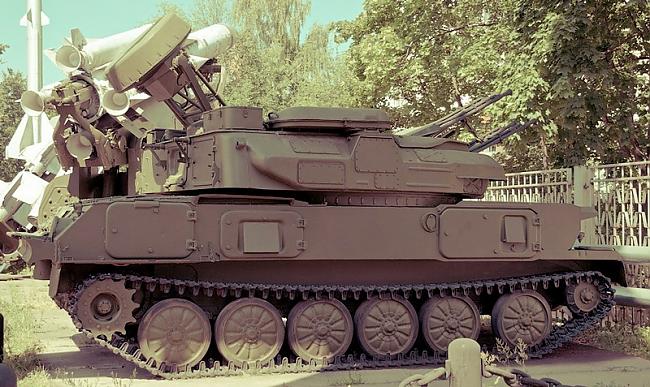 ZSU234 Shilka bruņmašīna... Autors: mazgavars Pretgaisa aizsardzības sistēmas