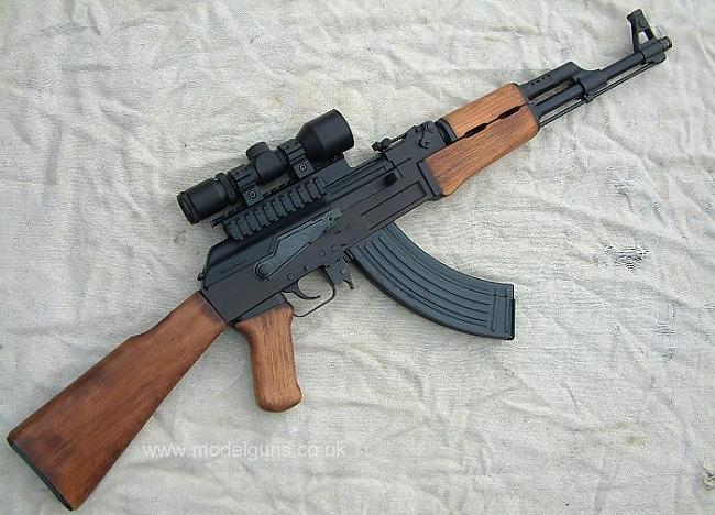  Autors: Big Smoke AK 47 jeb kalašņikovs