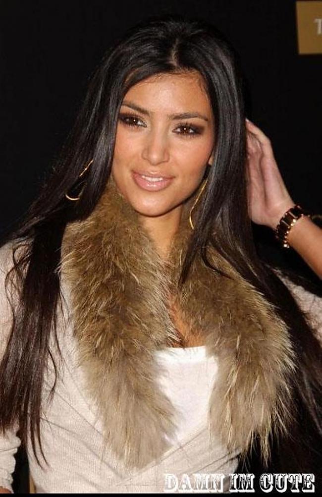  Autors: brothser1989 Kimberly Noel "Kim" Kardashian