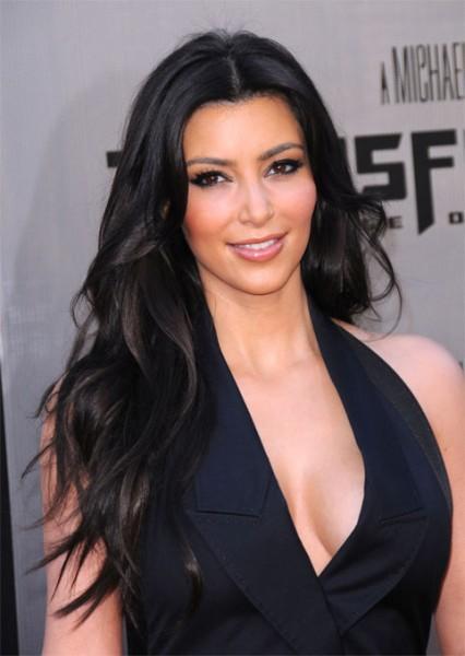  Autors: brothser1989 Kimberly Noel "Kim" Kardashian