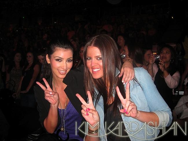  Autors: brothser1989 Kimberly Noel "Kim" Kardashian