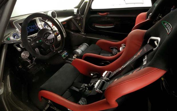  Autors: Decibel Pagani Zonda R - spēļu auto ar 750 Hp