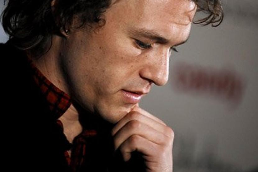 Viņa atpazīstamības zīmes ir... Autors: AlexAngel Heathcliff Andrew Ledger