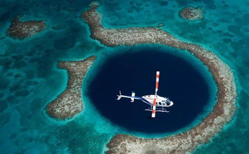 Great Blue Hole  Belize Autors: IAMsoLAME lielakie caurumi zeme