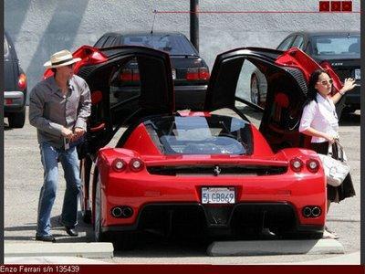 Nicholas Cage  Ferrari Enzo Autors: Fosilija Slavenību auto