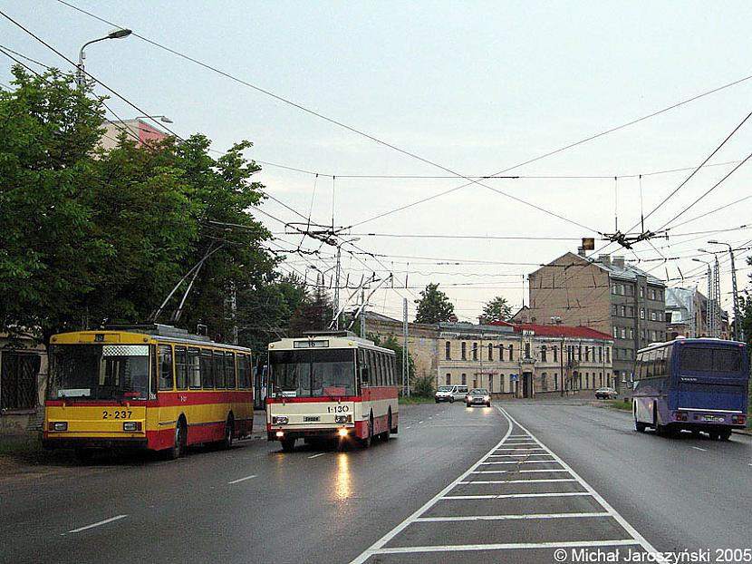  Autors: TheNostalgyGodfather Vecie trolejbusi 4. daļa