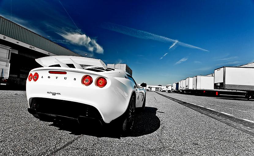 Lotus White Exige S Autors: lemony pacelts/izlabots