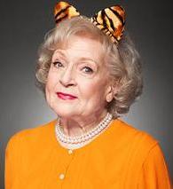 20 Betty White Age 89  Date of... Autors: caaliskaalis Holivudas vecaakie aktieri un aktrises.