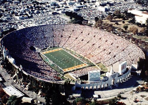 Los Angeles Memorial Coliseum... Autors: pavilioN TOP 15 lielākie amerikāņu futbola stadioni amerikā