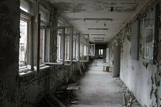 Skolas tukšie un pamestie... Autors: SmallSmooker Apciemojot Černobiļu.