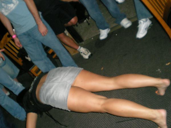 Te Viena Meitene no mūsu Plank... Autors: Angelico Profesionāls plankings LATVIJA