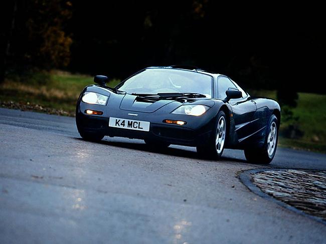 6vieta  McLaren F1 MĀ 386 kmh... Autors: CrUnKy Pasaules ātrāko mašinu tops