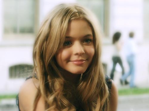 Alison DiLaurentis bija ja tā... Autors: Vibee Pretty Little Liars grāmatas