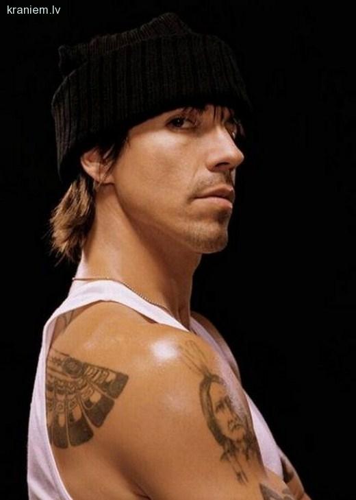 Grupas Red Hot Chili Peppers... Autors: P0k3m0n1n4 Kad un ar ko slavenības zaudēja savu nevainību