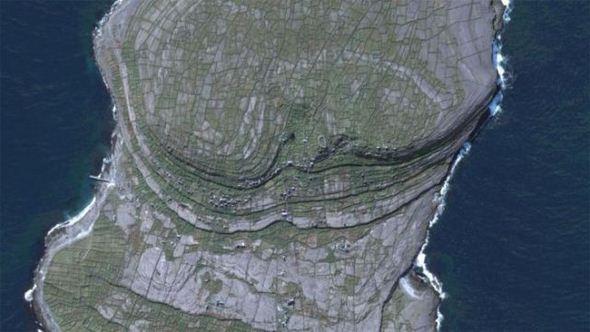  Autors: LoccoFreak Apbrinojamas Google-Earth bildes.