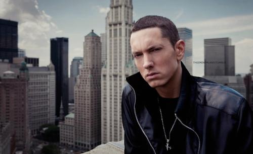 Eminem  Marshall Bruce Mathers... Autors: dirteechocolate Mūziķu pilnie vārdi