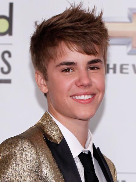 Justin Bieber 17gadi 53... Autors: LatvianAmber Holivudas bagātākie tīņi