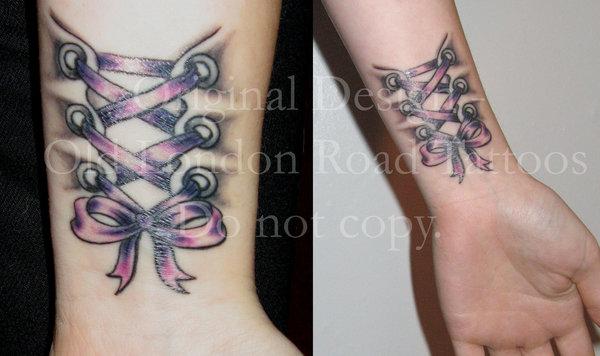  Autors: agonywhispers tattoos ar tematu - korsetes