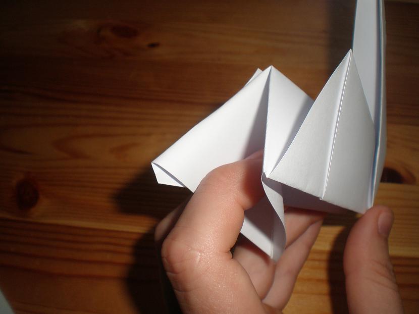 Tad ieloka iekšā Autors: KaaMiS13 Origami - Gulbis , Step by step