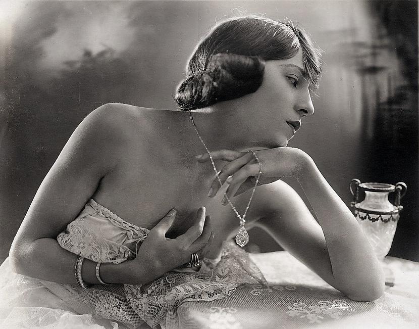  Autors: lover 1920's vintage