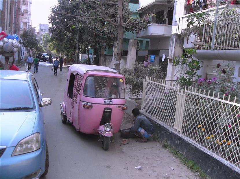 Pārsvarā redzeju un braukāju... Autors: Pupsik Mans atvaļinājums Bangladešā.