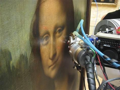 2010 gadā pētnieks Silvāno... Autors: almazza Mona Liza.