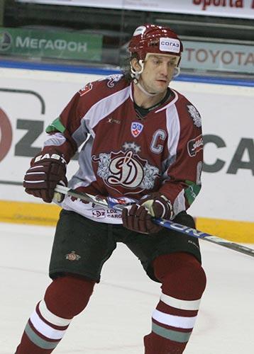 Sandis Ozoliņs jeb OzoMūsu... Autors: Matene luzers Hokejs(Jeb Rīgas Dinamo)
