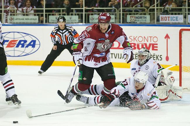   Autors: ak34 Foto: Dinamo piekāpjas Omskas Avangard