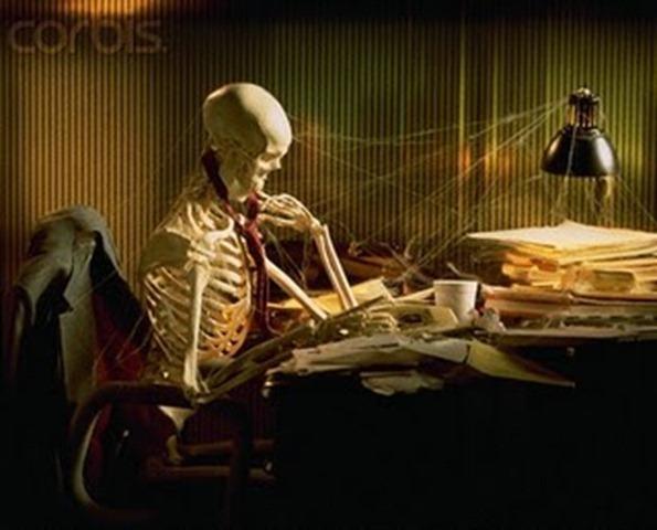 Autors: grauzejs Ka dzivo skeleti...