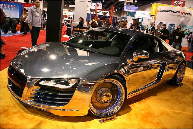 Audi R8 Tron CarPazīstamā... Autors: HHRonis HotRodi un citi tehnikas trakumi SEMA-2011 izstādē.