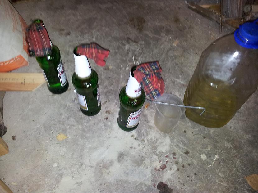 Lūk 3 Molotova kokteiļi Autors: VerDom Molotova kokteilis.