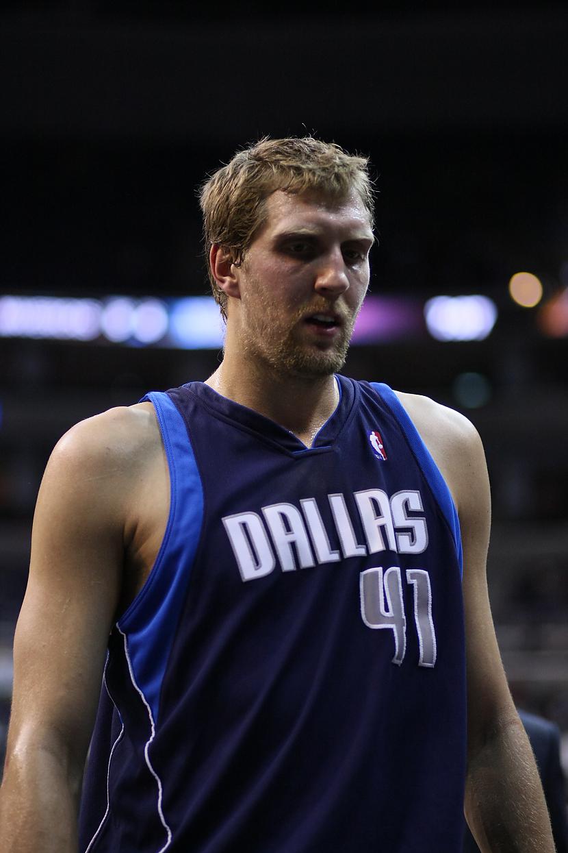  Autors: Fosilija Dirk Nowitzki