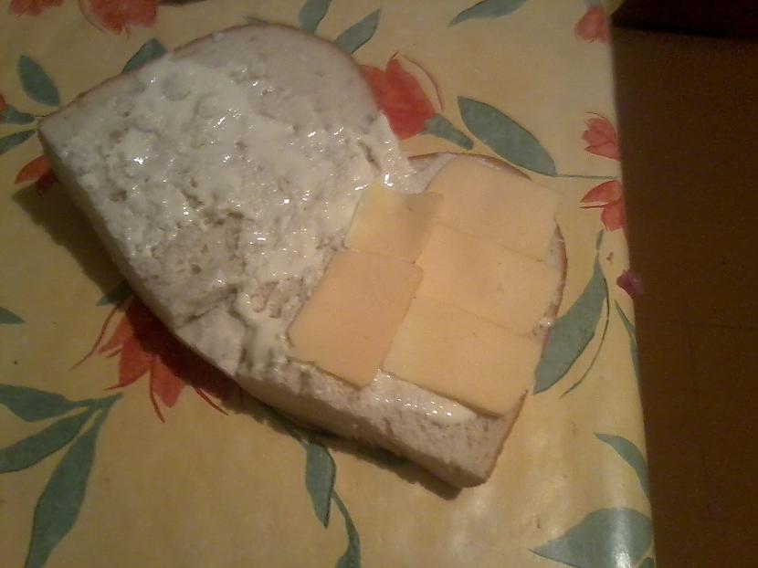 Liekam sieru savā ūbermaizē Autors: Fosilija Spoki atkal mērdē badā?
