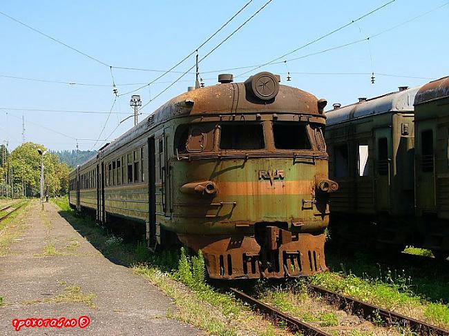  Autors: Fosilija Pamesta vilcienu stacija Abhazija.