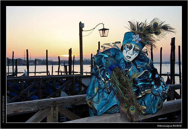 Dionīsa kults savijies ar... Autors: zaabaks3 Venēcijas karnevāls - maskas, māņi, flirts.....
