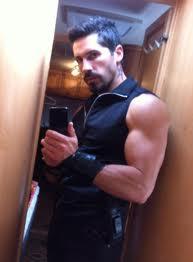 14 gadu vecumā Scott gāja uz... Autors: Francūzis17 Scott Adkins, [Biografija]