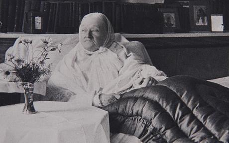 Florence Nightingale 18201910 ... Autors: Fosilija Interesanta slimība (hipohondrija).