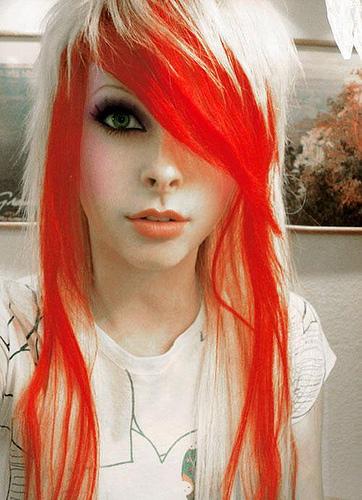  Autors: Rakstniecīte Girl, you dont need any jewerely.Your hair is your jewerely<