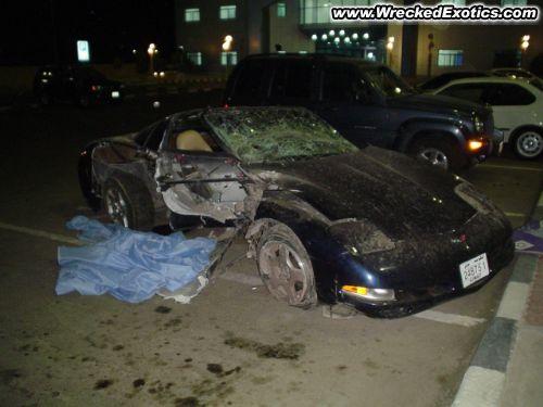 1998g Corvette skrējās ar vēl... Autors: Fosilija Pāris avārijas Kuveitā