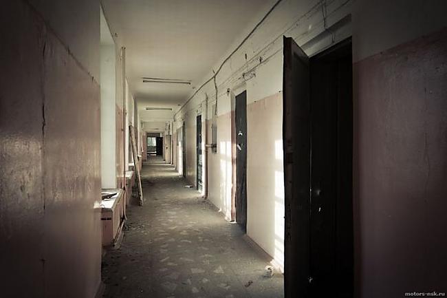  Autors: ORGAZMO pamestā  psihiatriskā slimnīca Abhāzija