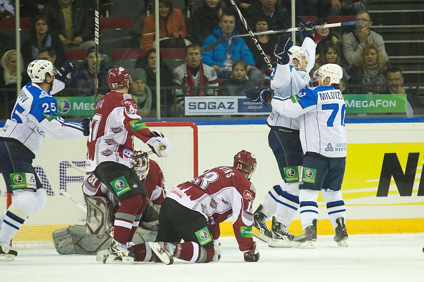  Autors: ak34 FOTO: Dinamo pret Ņeftehimik