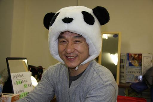 4 Jackie Chan īstajā vārdā... Autors: maniaks13 Aktieri, kurus mīlam un no kuriem mazliet baidāmies :)