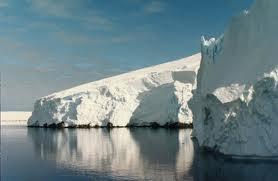 Antaktīdas ledājs no šīs... Autors: Pollija Pasaules ledāju kušana1