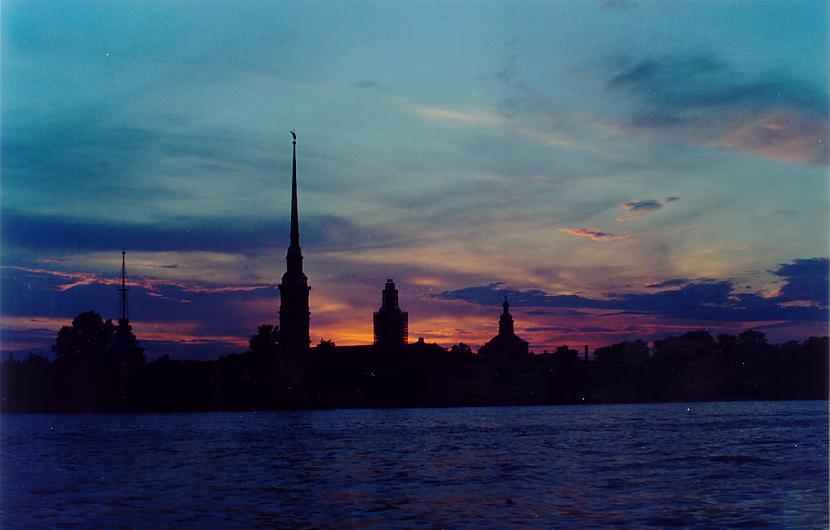 Baltās naktis ir naktis kurās... Autors: Xinjsh Latvija saules zīmē