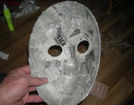 smuki D Autors: LielaisLempis Izveido sev biedējošu masku