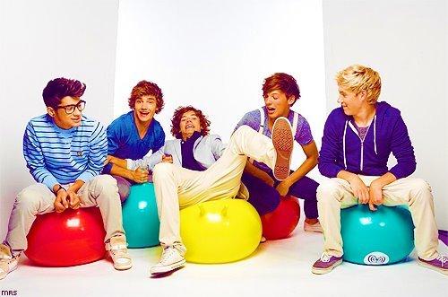 Their song Up All Night is to... Autors: vanilla19 50 FAKTI par One Direction