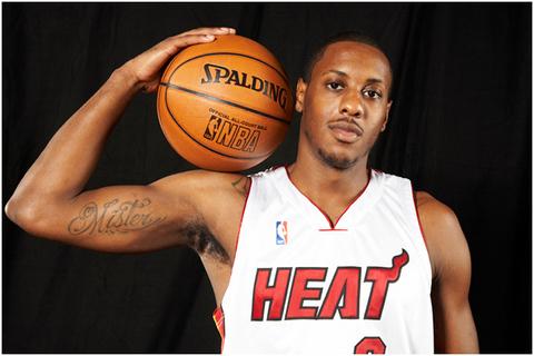  Autors: Fosilija Mario Chalmers