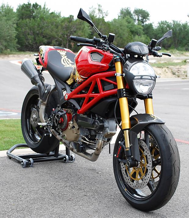  Autors: kartonz Christian Audigier Ducati Monster