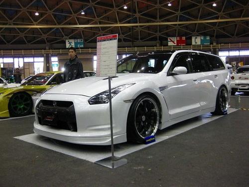  Autors: PankyBoy nissan gtr ģimenes auto